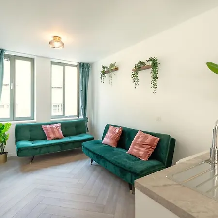 Apartment Center Loft *