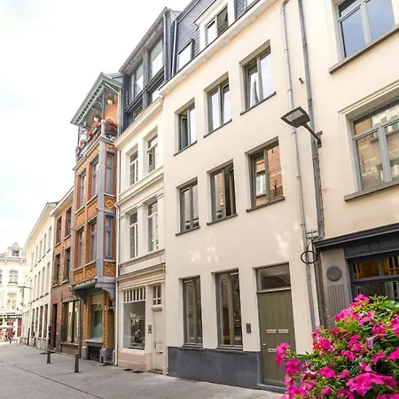Center Loft Apartment